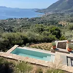 Grey Sea View Estate - Luxury With Private Pool & Plunge Pool