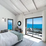 住宿加早餐酒店 Grey Sea View Estate - Luxury With Private Pool & Plunge Pool 4*