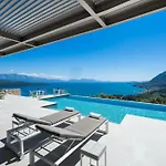 住宿加早餐酒店 Grey Sea View Estate - Luxury With Private Pool & Plunge Pool