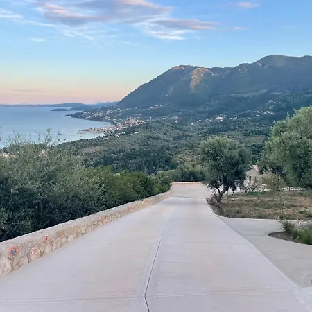 Petra Bed and Breakfast 4*