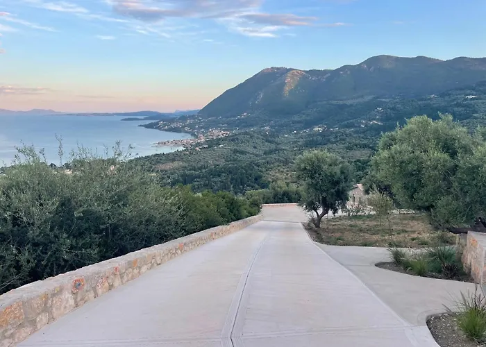 Grey Sea View Estate - Luxury Villas With Private Pool & Plunge Pool B&B 4*