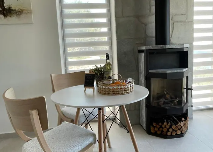 B&B Grey Sea View Estate - Luxury Villas With Private Pool & Plunge Pool